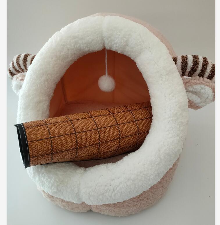 Cozycat Winter Hideaway: Warm And Stylish Cat Kennel